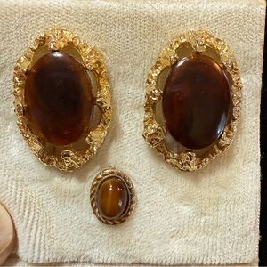 Vintage Goldtone and Tiger Eye Cufflinks and Tie Tack Jewelry Set